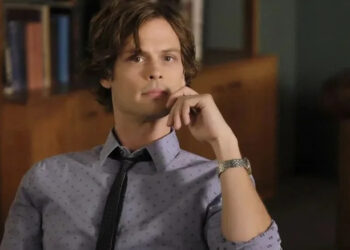 Spencer Reid sitting in his office on "Criminal Minds" (2005-2020)