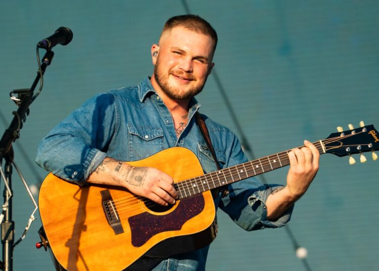 Zach Bryan's New Song 'Bad News' Takes a Shot at ICE