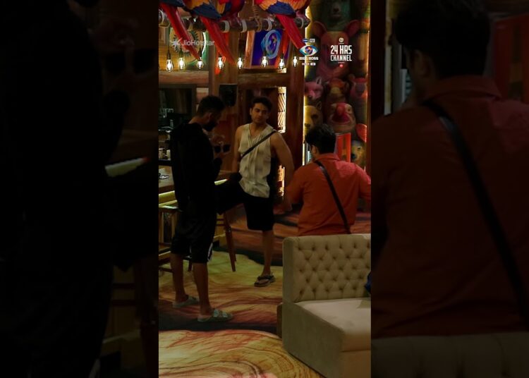 Housemates Gossip About Tanya & Farhana | Bigg Boss 19 | Now Streaming | JioHotstar
