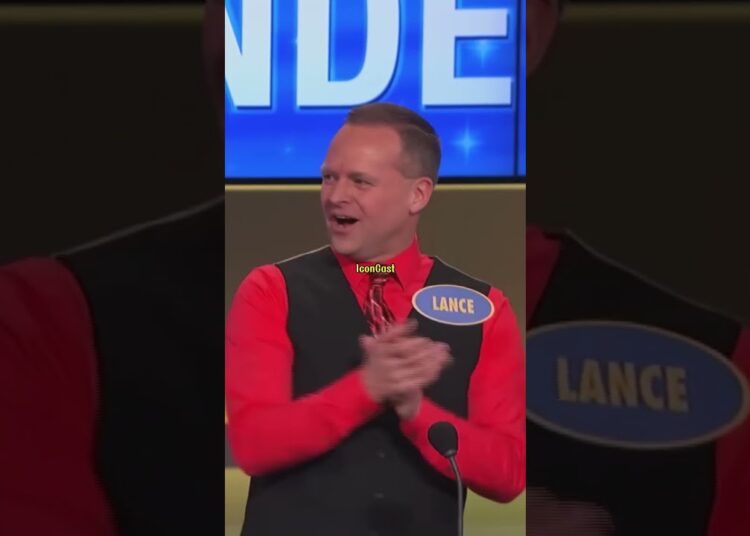 😂STEVE HARVEY😂 Reaction Had Everyone Crying Laughing #celebrity #familyfeud #funny #shorts