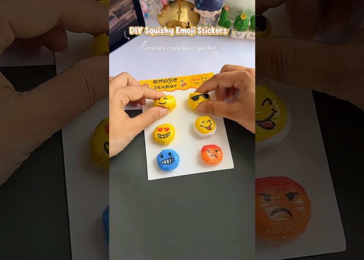 DIY squishy emoji stickers 😛✨#shorts #art #diy#viral #muktaartandcraft #youtubeshorts