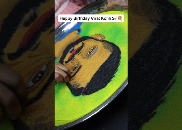 Full video Link 🔗👆🏻 #happybirthday #viratkohli #floatingart #revathiartist #waterrangoli #kohli #art