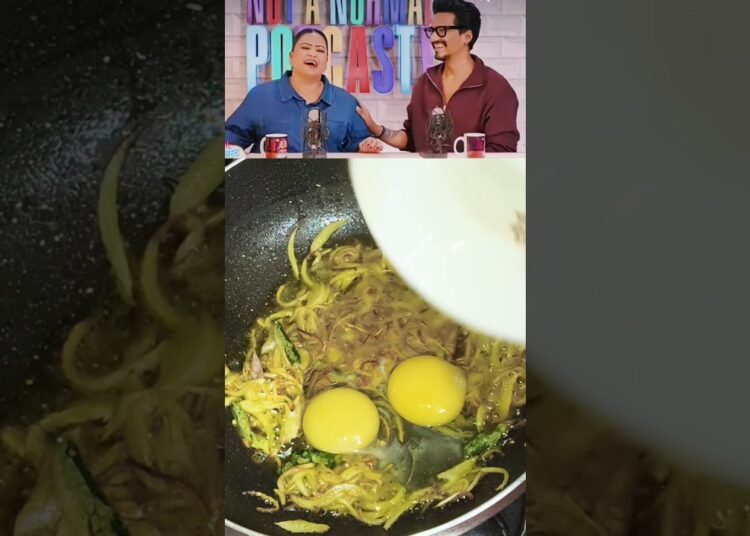 Bharti Singh Egg Bhurji #celebrity #bhurjirecipe#bhartisingh #podcastclips #podcast #shortsfeed #yt