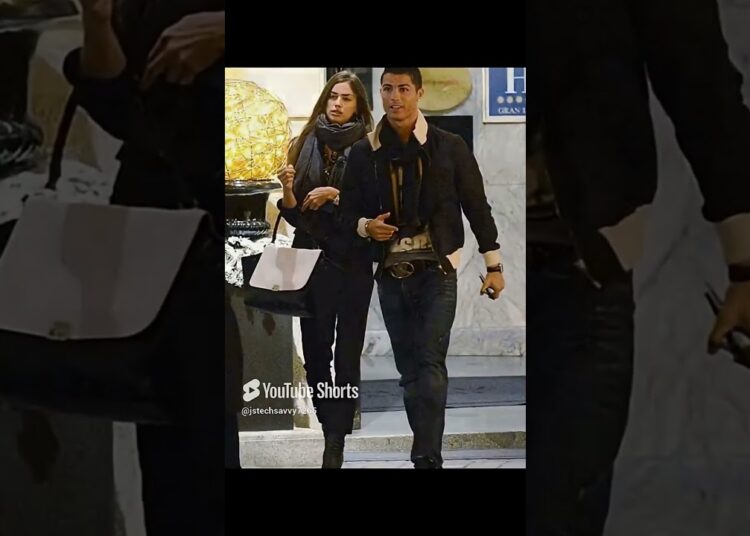 Cristiano Ronaldo and Irina Shayk royalty family sexy video😘 #shorts | fam fifa #football #georgina
