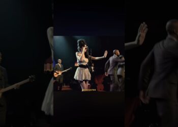 We Loved You Amy #amywinehouse #youtubeshorts #music #live #artist #musician #reggae #singer #jazz
