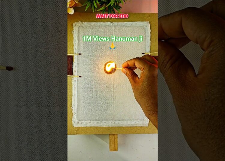 1M Kardo Hanuman ji 🥹🙏| Bajarang Bali 🙏🚩 #drawing #artist #shorts #hanuman #art #trendingshorts