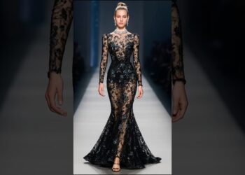 Glamorous Runway Elegance ✨ | Fashion & Art Fusion #FashionShow #style#luxurylifestyle #dress