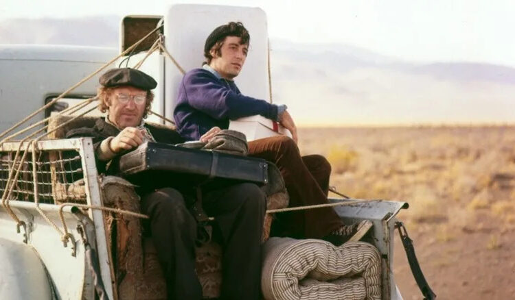 Al Pacino as Lion hitches a ride with Gene Hackman as Max in Scarecrow