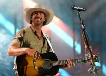Riley Green at CMA Fest 2025 (Disney/Connie Chornuk)