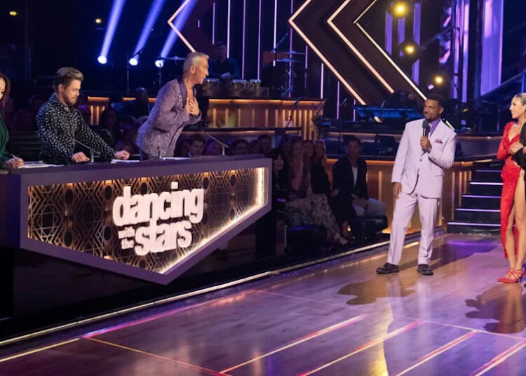 "Dancing with the Stars" judges critique Alix Earle and Val Chmerkovskiy. (Disney/Eric McCandless)Disney&sol;Eric McCandless