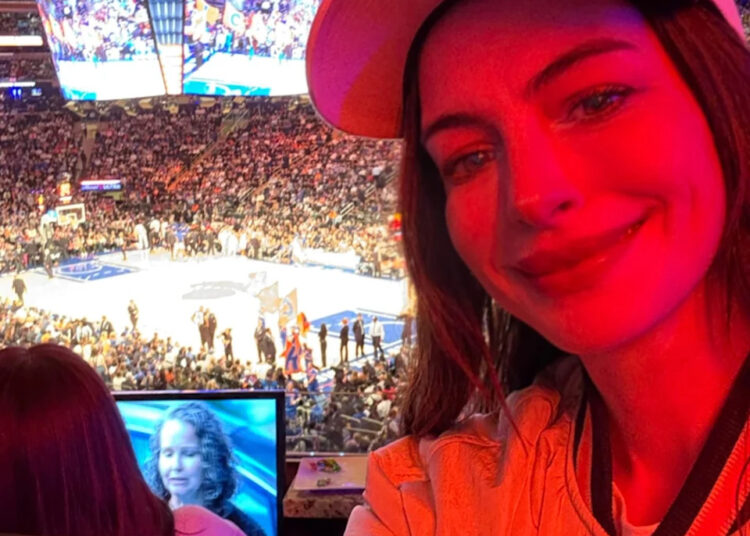 <span class="wp-caption-text">Anne Hathaway/Instagram</span>