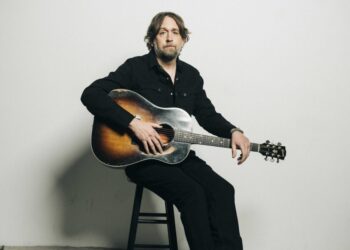 HayesCarll2_794_byJoshuaBlackWilkins-scaled.jpeg