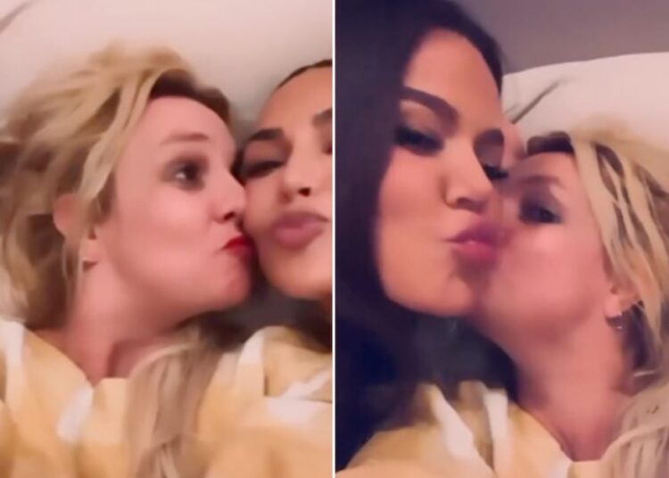 Britney Spears Has Cozy Slumber Party with Kim & Khloé Kardashian