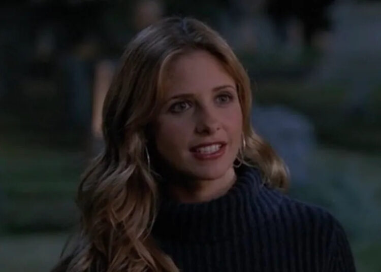Buffy meeting Dracula in Season 5.