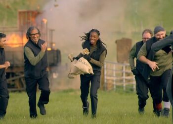 Celebrity Traitors fans have heaped praise on the finale episode's 'cinematic' challenge, as they compared it to James Bond and a Michael Bay film