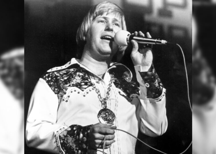 country-music-singer-john-wesley-ryles-has-died