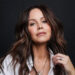 Cyndi Thomson shares 'Christmas in New York'