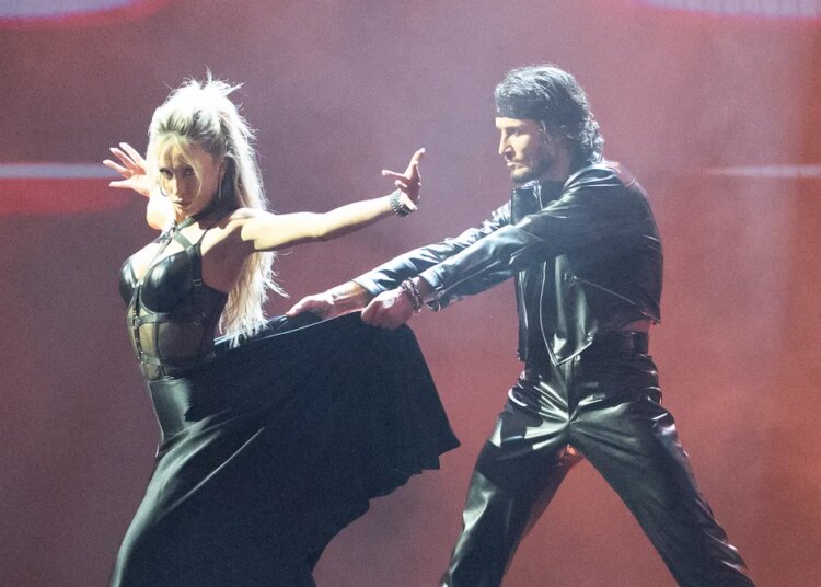 'Dancing with the Stars' week 9. See theme, how to watch and vote live