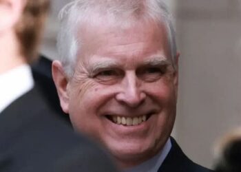 Ex-Prince Andrew is still making his staffers bow despite being stripped of his titles, a source claims. MEGA