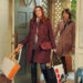 Lily and Robin arrive to the Long Island house in How I Met Your Mother Season 7