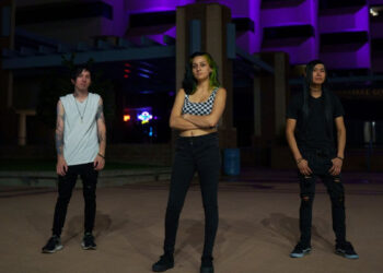 Female-Fronted Metalcore band BLOSSOMS FALL chase a beacon of hope in new "Luna" music video