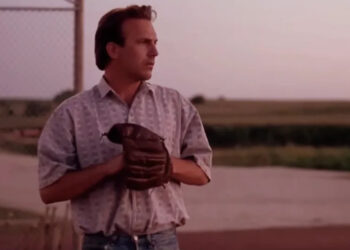 Kevin Costner in Field of Dreams.