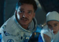 Reed and Sue in Space trying to escape Galactus.