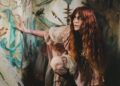 Florence Welch Learns How to Scream