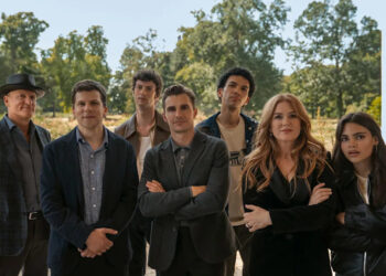 (From left) Woody Harrelson as Merrit McKinney, Jesse Eisenberg as Daniel Atlas, Dominic Sessa as Bosco, Dave Franco as Jack Wilder, Justice Smith as Charlie, Isla Fisher as Henley Reeves, and Ariana Greenblatt as June in "Now You See Me, Now You Don’t."