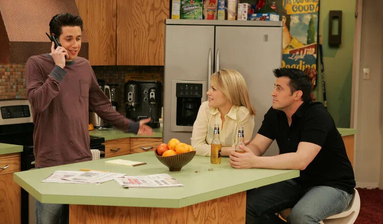 Friends Spinoff Joey Releases 8 'New' Episodes Online — 20 Years Later