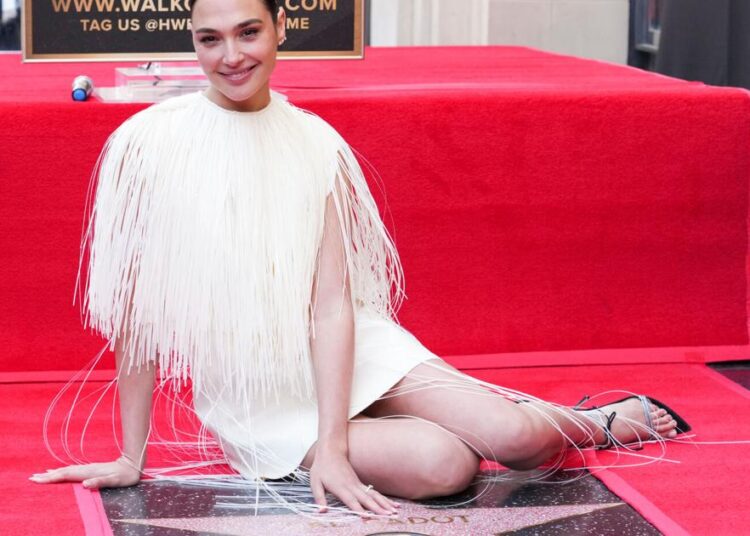 Gal Gadot win's Israel's Genesis Prize for her wartime support | Celebrity News