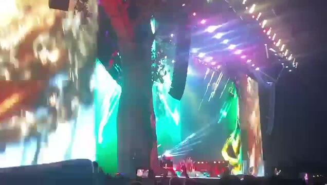 Guns N' Roses announce two new songs and 2026 world tour