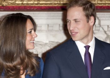 Heartbreaking reason William gave Kate the sapphire engagement ring | Royal | News