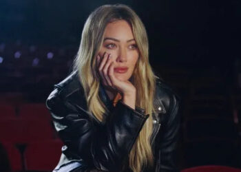 Hilary Duff (Lauren Dunn)