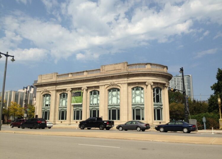 Milwaukee County Historical Society Building, 910 N. Old World Third. Photo by Mariiana Tzotcheva.