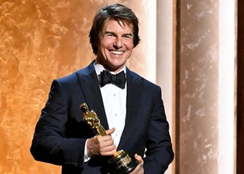 Hollywood Icon Tom Cruise Receives His First Oscar