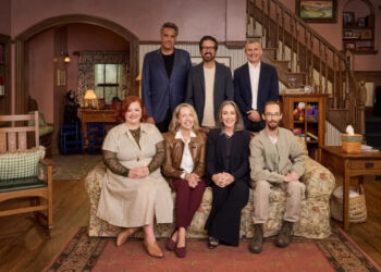 Brad Garrett, Ray Romano, Phil Rosenthal, Sullivan Sweeten, Patricia Heaton, Monica Horan, and Madylin Sweeten for 'Everybody Loves Raymond: 30th Anniversary Reunion'