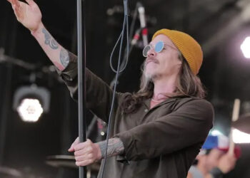 Incubus' Brandon Boyd on 'Jimmy Kimmel Live!' (Disney/Randy Holmes)