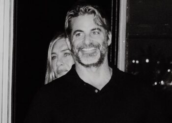 Inside Jennifer Aniston's 'Supportive' Romance With Jim Curtis