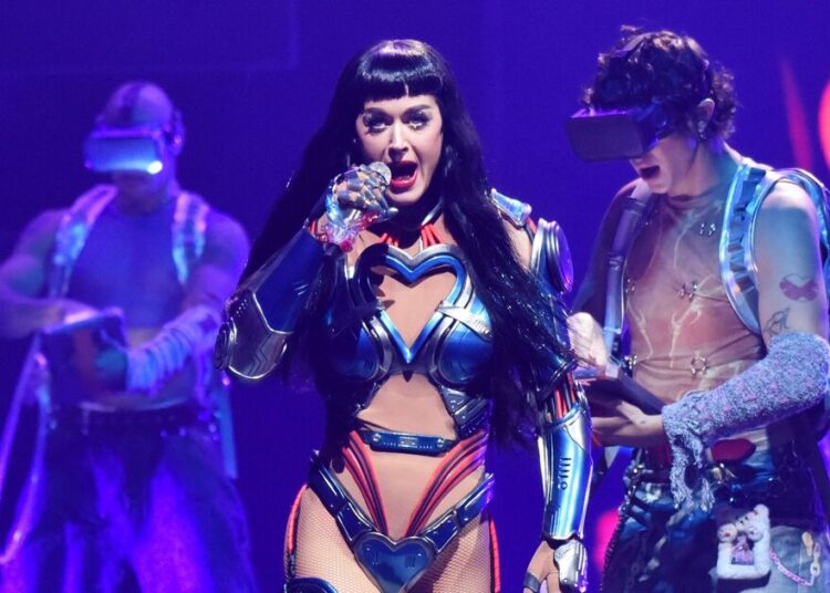 Inside Justin Trudeau's sweet romantic Halloween tribute to Katy Perry - Celebrity News - Entertainment