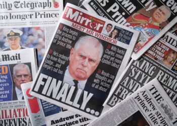 The front page of the Daily Mirror newspaper with an image of Andrew Mountbatten Windsor is seen on October 31. Photo: TNS