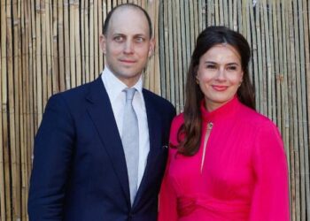 Sophie Winkleman got real about being part of the royal family. MEGA