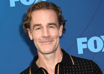 James Van Der Beek Auctioning Off 'Dawson's Creek' Items Amid Cancer Battle