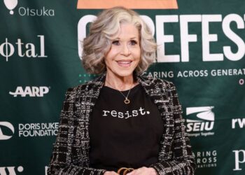 Jane Fonda 'afraid of dying with regrets' after 'drugs and loneliness' - Celebrity News - Entertainment