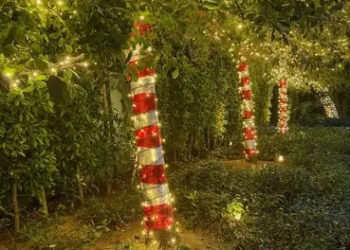 Jennifer Garner/Instagram  Jennifer Garner's Christmas decorations