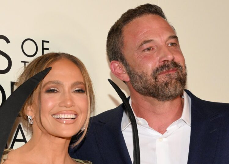 Jennifer Lopez and Ben Affleck reunite on red carpet – NBC 6 South Florida