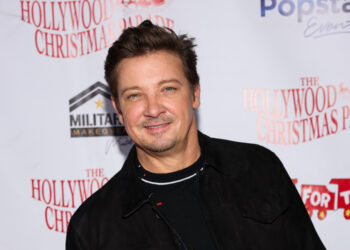 Jeremy Renner dismisses Yi Zhou's claim they have reached a 'peaceful solution'