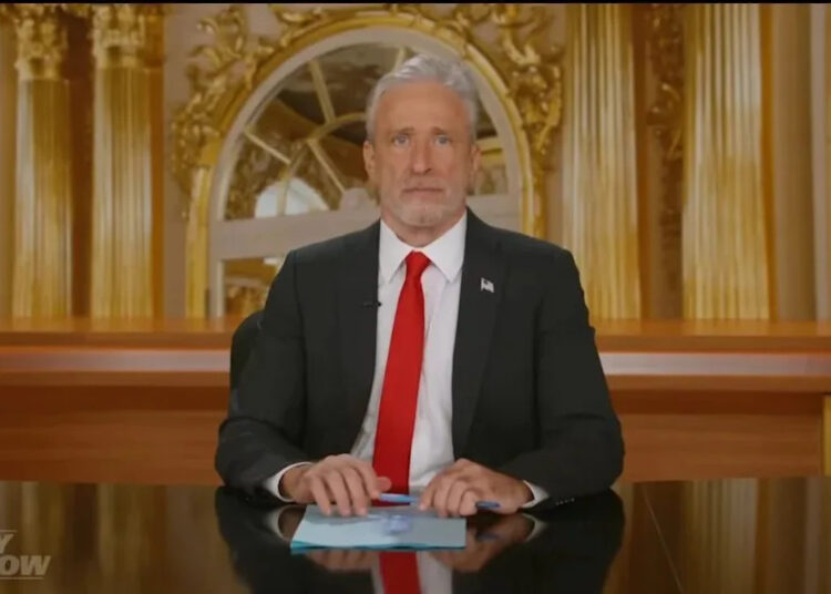 comedy central renews jon stewart for daily show