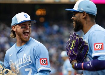 Kansas City Royals news: Gold Gloves kick off the offseason