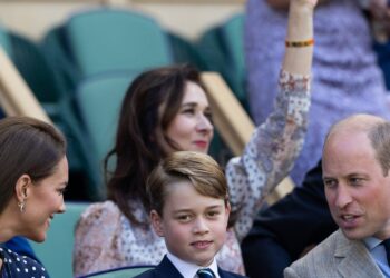Kate Middleton, Prince William Delaying George School Announcement